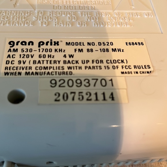 😀Vintage GPX am/fm digital clock radio - Picture 7 of 8